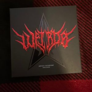 Jeffree star weirdo pallet